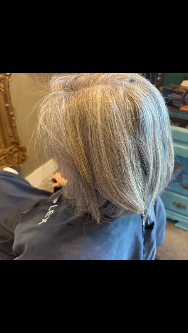 ✨ Gray Client Transformation in Columbia, SC ✨
Seamless gray blending with soft dimension and a precision cut designed for healthy grow-out. This service is perfect for clients who want to embrace their natural gray while maintaining a polished, modern look.
At Moss & Moon Hair Loft, we specialize in custom gray blending, silver hair transitions, and mature hair care tailored to each client’s lifestyle and hair health goals.
📍 Columbia, South Carolina
💇♀️ Gray blending • Silver transitions • Precision cuts
📲 Now accepting new clients.
#GrayBlendingColumbiaSC
#ColumbiaSCHairSalon
#GreyHairTransformation
#SilverHairSpecialist
#MatureHairColumbiaSC
ColumbiaSCStylist
NaturalGrayHair
MossAndMoonHairLoft
ColumbiaSCBeauty