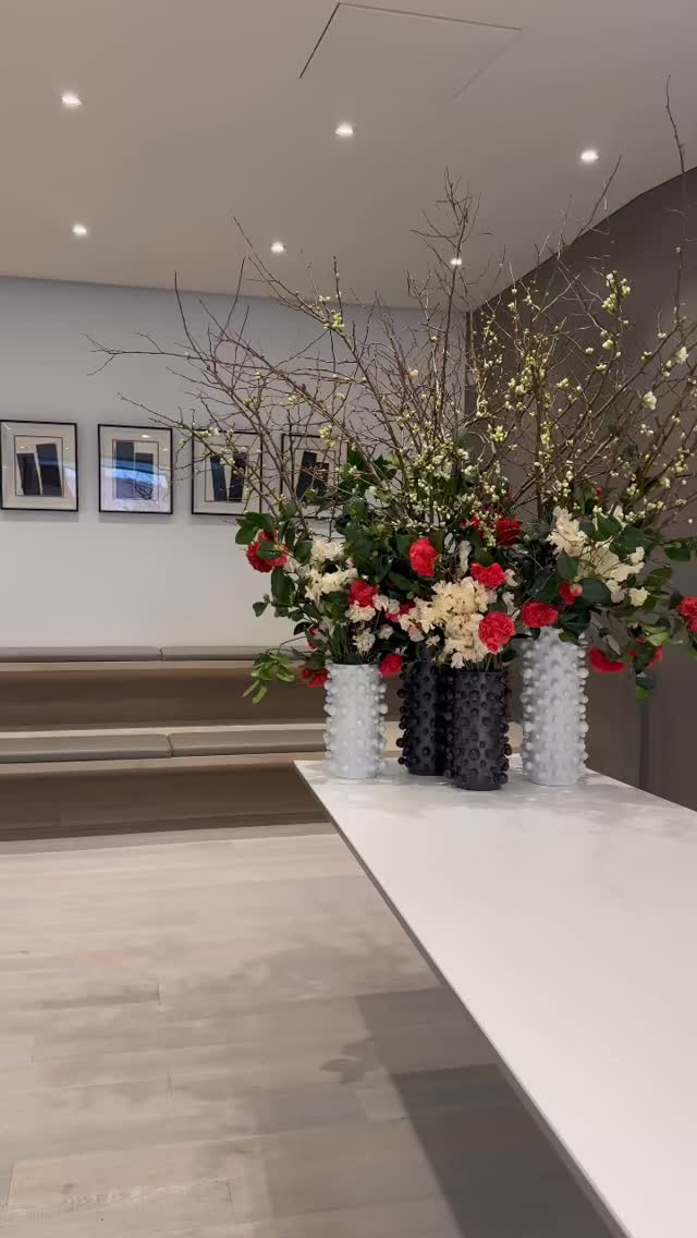 All the signs that spring is in full bloom.
#flowers #luxuryflowers #luxurydesign #ornamento