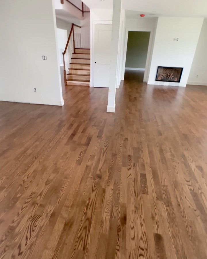 Gorgeous red oak hardwoods finished with the exquisite Duraseal oil-based polyurethane over the stunning "Special Walnut" stain color, these floors will elevate this home to the next level. 🏡🔥 Experience the perfect blend of style and strength in your home!