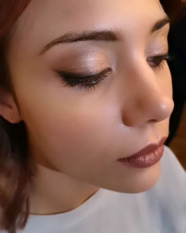 N E W
New trend for 2024 #mobwife #shooting #mode #look #studio #beauty #rock #maquillagebesancon #laurianegoullier #franchecomte