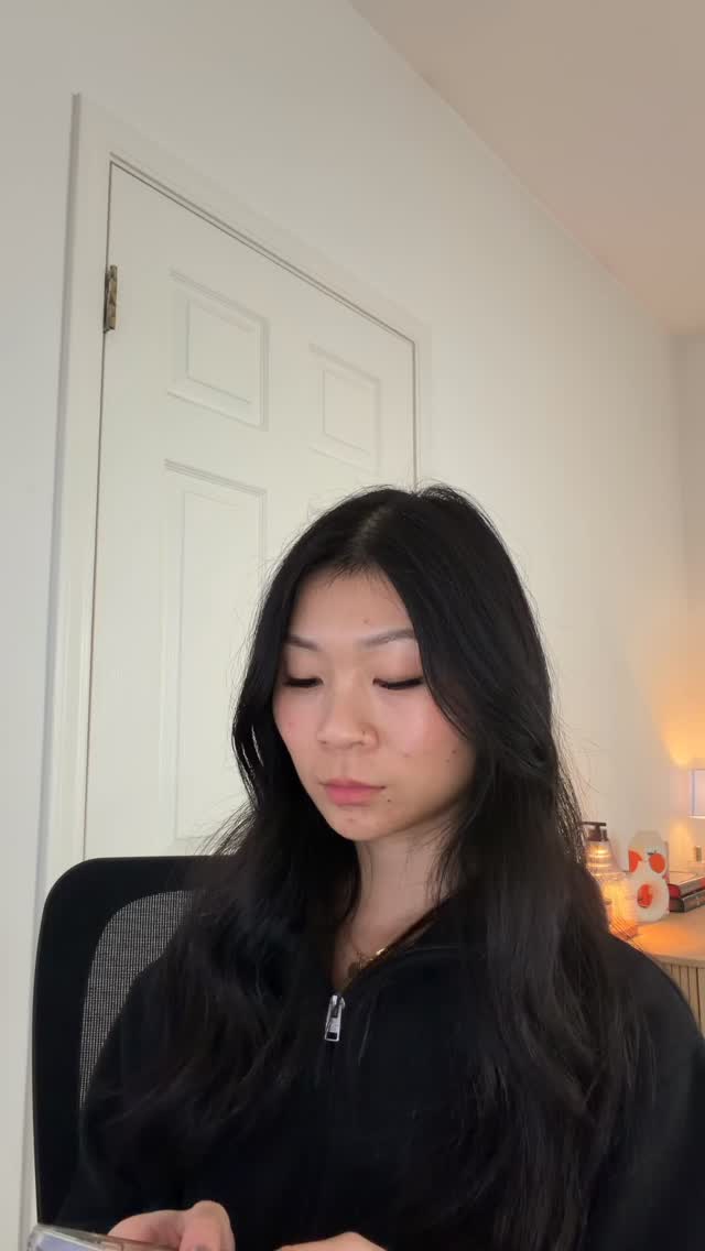 CLASS IS IN SESSION 👏📚
we were lucky enough to talk to @sunandgenes about the top 5 most commonly asked questions during genetic counseling school interviews.
hope this is helpful for everyone participating in interview season!!
if you like genetics and lifestyle content, definitely give Sun, board certified GC, a follow!
what are some questions you encountered during your interviews? ⬇️
#genetics #geneticcounselor #genechat #everygene #medicalgenetics