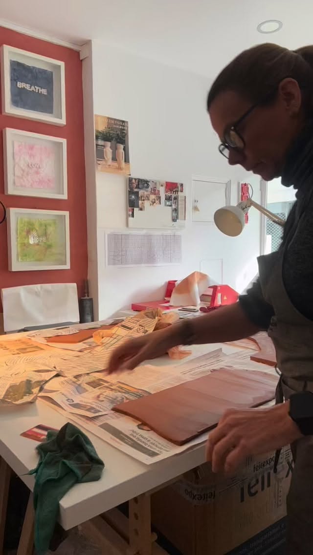 Padrões Perfeitos - espelho
Para @411_designinteriores
.
#mariacastelbrancoceramic #handmade #mirror #homedecor #oneofakind