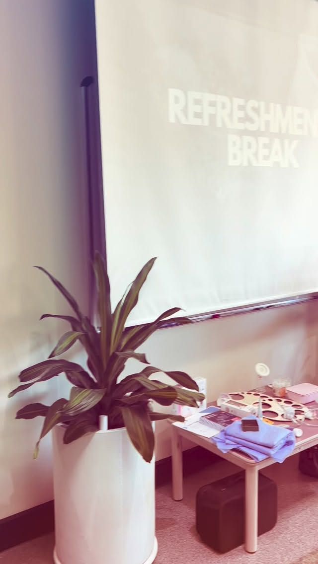 Come and join me for an education session and hospital tour at Newcastle Private Hospital 🤍
📅 February 8th
Spots still available — feel calm, informed, and prepared for the journey ahead.
DM to secure your spot ✨
