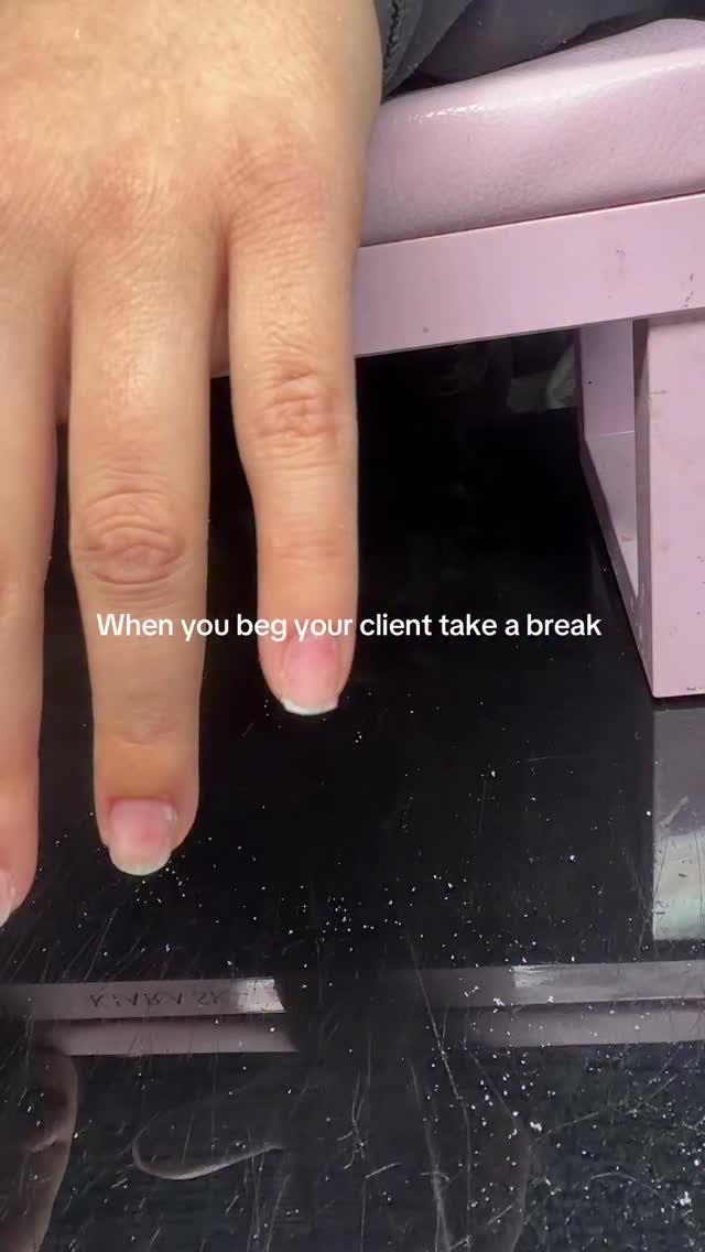 POV: your nails are on PTO 😂💅 Taking breaks from nail services helps prevent thinning, breakage, and damage. Let them rest so they can come back stronger ✨
#milwaukee #mkenails #mkenailsalon #milwaukeenailtech #nailsnailsnails