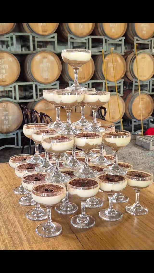 Warning: watching this may cause serious dessert cravings 😍
From towering treats to fully styled dessert tables—this is your sign to go all out.