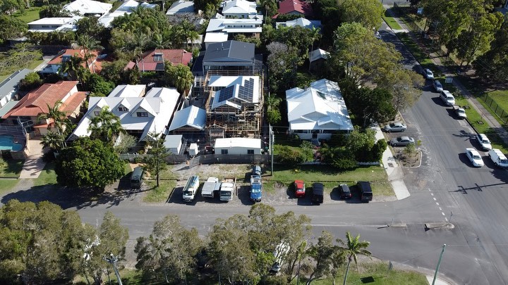 Going green on the new @heanesbuilt build in Byron Bay today
#solar #solarenergy #electrician #renewables #renewableenergy #byronbay #coughranelectrical #gogreen