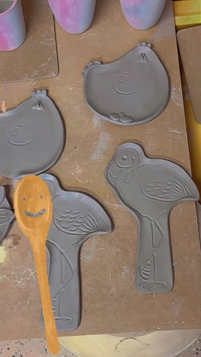 To dry them, I place ankle socks filled with rice on them to keep them flat. I use mostly #maycocolors underglazes and Stroke and Coat. I need to try @maycocolors EZ stroke glazes on these after watching their live class yesterday! #handbuiltceramics #slabbuiltceramics #processart #tutorial