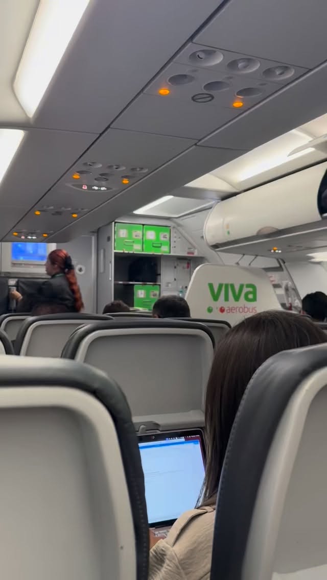 El audio de @enriquebermudez_ me dejó pensando 😂👀🦷
.
.
.
.
.
.
.
.
UANL Ced. Prof. 12948881
UANL Ced Maestria: 14532598
COFEPRIS: 2419032002A00440
.
.
.
#dentista
#odontologo
#brackets
#dentistasanpedro
#Ortodoncista
dentistamonterrey