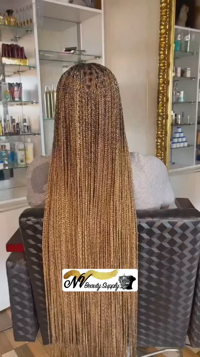 YES! The LOOONGER the BETTER! We like the challenge. We have some of the most beautiful LONGEST braiding hair in #dakersenegel #Senegal. Full package of hair at great prices! Call us or Message us TODAY on our WhatsApp number because we are updating the website and everything you want might not be present yet. 📲 +221 77 114 40 42 for Fast Delivery! We speak French, Wolof & English! Message us today! #gambia