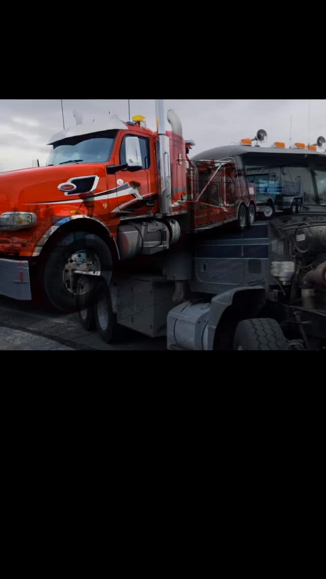 Headed your way now 🚨
heavywrecker #towlife #litsistowing #wegotyou #enroute