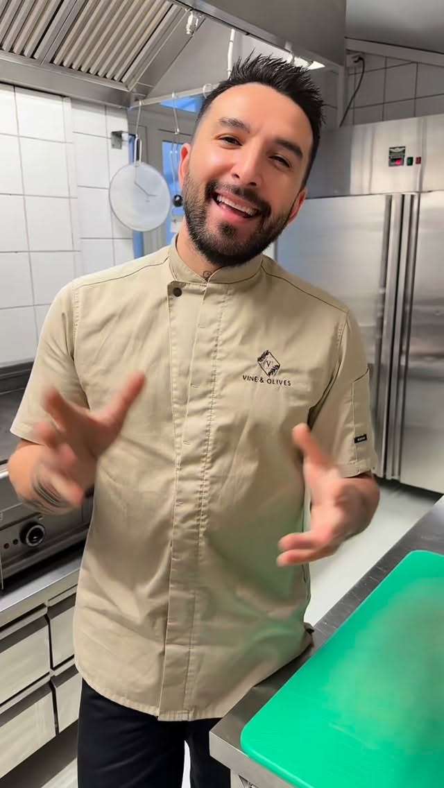 Fresh, simple Greek flavors — now on our meze menu.
#OsloFood #OsloEats #OsloRestaurant #BygdøyAllé #FoodInOsloTaste