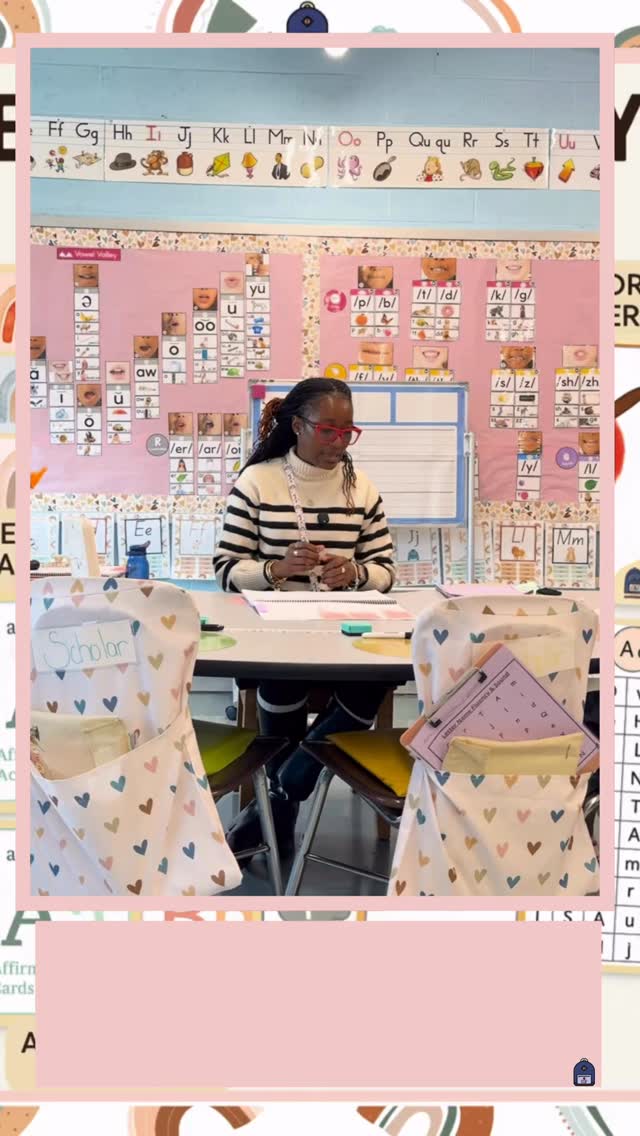 Adding Initial Phonemes
Words used:
-ace → face, lace, race, pace, case
When scholars add a sound to the beginning of -ace and face, lace, race, or pace, they are practicing phoneme manipulation.
This skill strengthens their ability to build words sound by sound, which is essential for decoding new words while reading. This is how readers move from guessing to confident word building. 🔤✨
#fyp #teacher #blackparents #blackteachersontiktok #Literacy