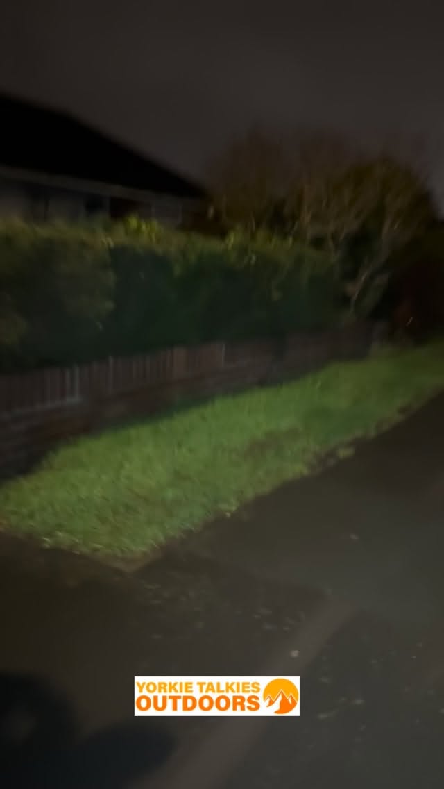 Keeping you moving through the dark mornings 🌙🏃♀️
Our YTO Tuesday Morning Runs are all about showing up, embracing the conditions, and starting the day the right way — lights on, layers up, good vibes only ✨
#getoutside #YTO #running #roadrunners