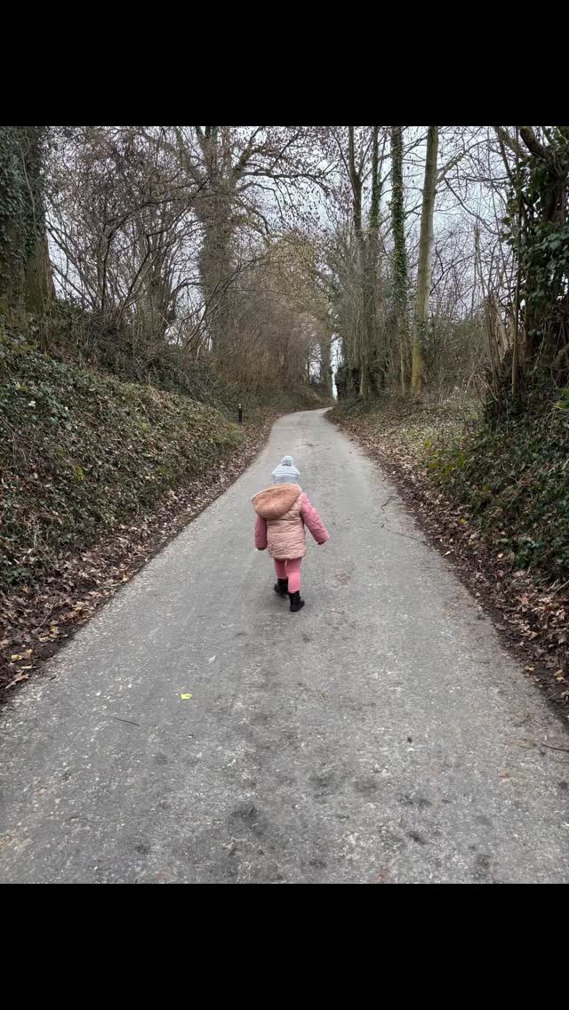 Rondje wandelen #buiten #natuur #wandelen #motorischeontwikkeling