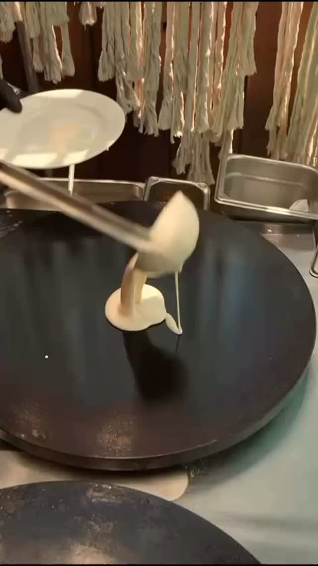 We love @loulousantamonica where Sundays feel different â¨
Music in the air, laughter all around, live stations, a generous buffet, where brunch becomes a memory.
Every Sunday ¡ 11:30 AM â 4 PM
$55 before noon ¡ $65 after noon
Book your table
www.loulousantamonica.com
#LouLouSantaMonica #PardonMyFrenchBrunch #SundayVibes #laeatsđ