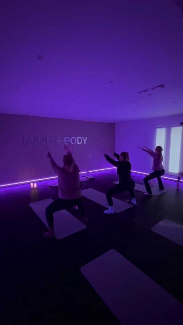 Midweek movement that draws you in 🧘🏼♀️💗🎀
Soft strength, slow control and that feel-good energy you carry all week
✨ Every Wednesday • 6pm
✨ Mind & Body Studio
✨ Book via link in bio
Pilates with a vibe • Pink lit Pilates • Midweek Pilates • Studio Pilates Hampshire • Adhone Pilates • Soft strength • Pilates to music • Pilates class • Pilates Southampton • Pilates Winchester • Pink Pilates • Pilates Hampshire