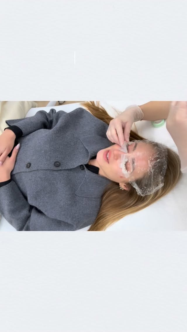 YUMI 3.0 = lashes lifted + brows laminated at the same time ✨ cutting your appointment time in half for a full eye refresh in one visit.
𝘔𝘺 𝘉𝘦𝘢𝘶𝘵𝘪𝘲𝘶𝘦
📧info@mybeautiqueinc.com
☎️416 399 6388
🖥️www.mybeautiqueinc.com
#YUMI #YUMILashes #YUMI3_0 #YUMILashLift #YUMIBrowLamination LashLift