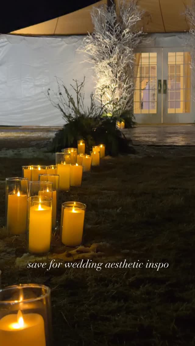 The transformation that takes place beneath a tent never ceases to amaze meā¦but Iām not surprised considering the beautiful vision @sidneyroubinsmith had for her Jackson Hole wedding day and having @lisa.mack.events make it a come to life š
It takes a village, so shout out to the village that created this beautiful landscape to celebrate upon:
Planner: @lisa.mack.events
Design: @xowyopaper
Event Rental: @canvasunlimited
Florals: @millefleurdesign
Catering; @provisionsjh
Wedding Content: @onsitesocialsjh
#jacksonholewedding #jacksonhole #weddingcontentcreator