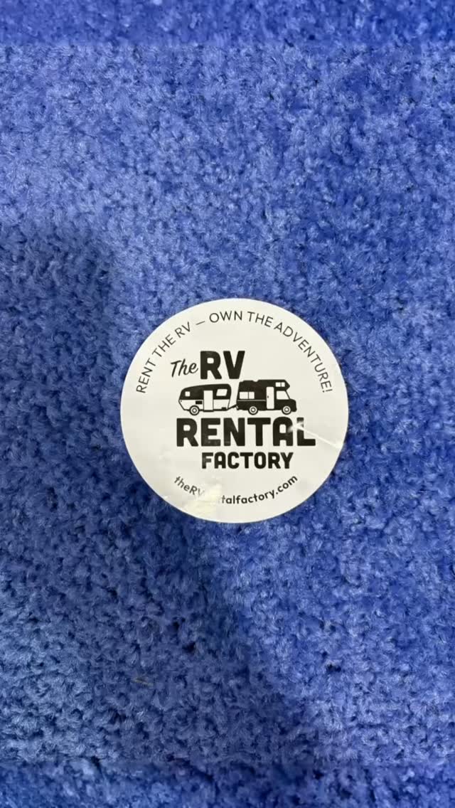 You never know where the RV Rental Factory sticker will pop up next 👀
We’re out here, we’re at the show, and we’ve still got 10% OFF for our followers + boat show friends 🚤🚐
Come find us before 5PM today!