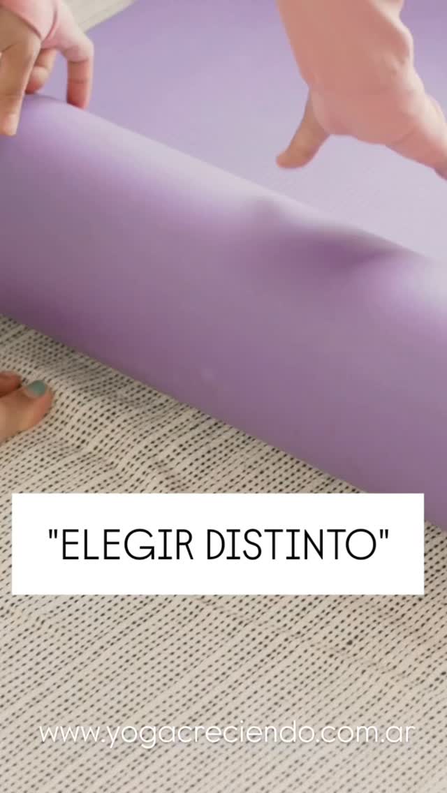 "ELEGIR DISTINTO"
El año no empieza cuando cambia el número.
Empieza cuando me doy el tiempo de sentir lo vivido, agradecerlo,y desde ahí ELEGIR algo DISTINTO.
No se trata de empezar de cero.
Se trata de empezar PRESENTE.
Hoy te comparto uno de mis rituales más sagrados para comenzar un AÑO NUEVO🤍
La visualización está disponible en mi BIO (YouTube). Sin cargo!
Si te gustó, compartila🙏
Namasté!
Marce