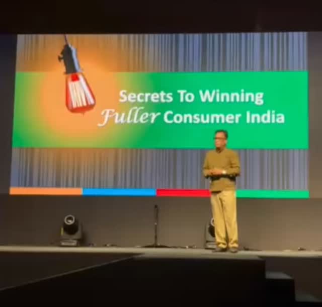 Talking to a room full of designers has lovely side benefits… Sharp QnA & doodles as session notes👌🏾! #punedesignfestival @ashwinielephant @storyteller.surabhi