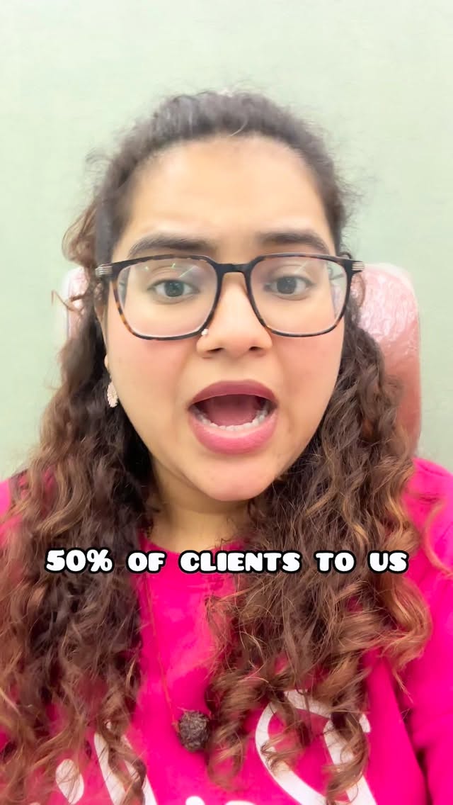 “POV: You ask why I charge…
Meanwhile I’m out here hand-feeding dogs like they’re my own kids 🐶😂
Love isn’t free, bestie.”
#mumbaipetslovers #petstudio #trendingreels #boarding #petboarding
(Bestpetboardinginmumbai,mumbai,petstudio,daycarefordogs,cats,daycareforcats,catboardonginmumbai)