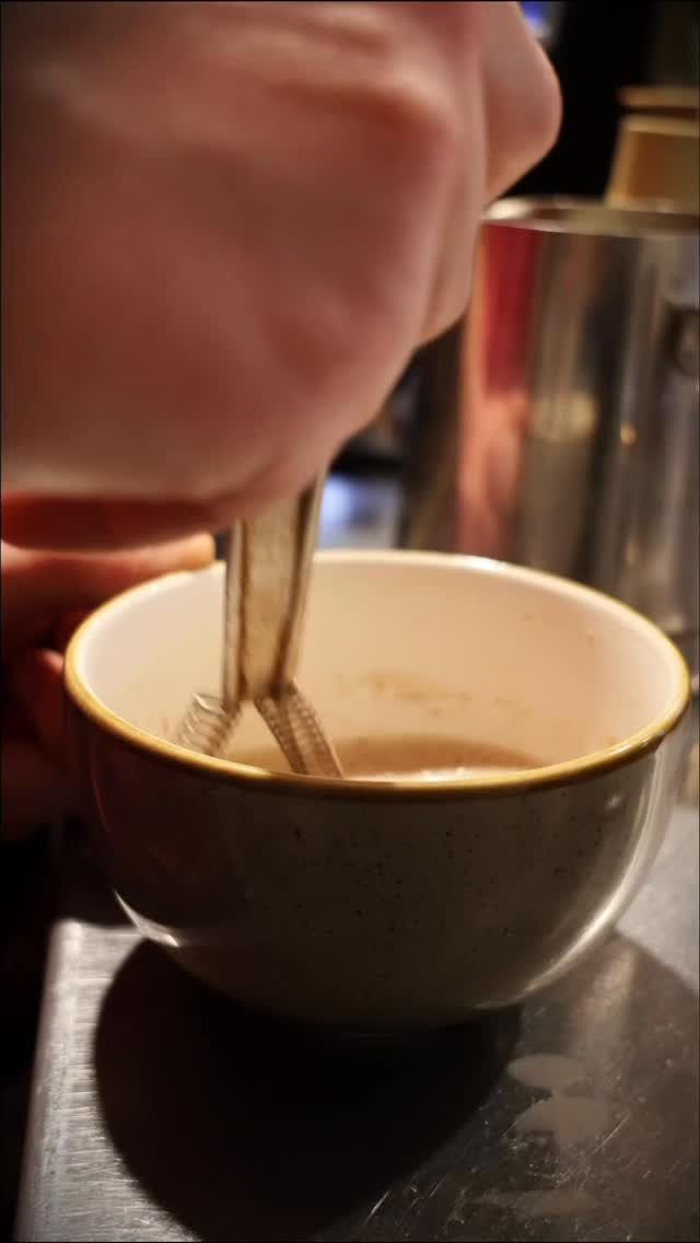 It’s the month of love and this is one of ours 🩷
Single origin chocolate drops, melted slowly into hot milk and whisked until smooth, rich and deliciously chocolatey.
No shortcuts, just pure, comforting perfection in every cup.
#northlondon #coffeeshop #coffeeshopcorners #hotchocolate