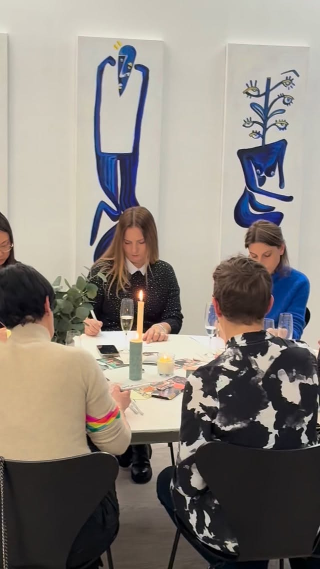 Thank you to everyone who came, shared, and showed up, to be open you made it truly special! 🙌🩷✨
What a beautiful and inspiring PWG evening with @demee.official founder of @demoi.official
On 27 January, we gathered to welcome 2026 with intention and heart.