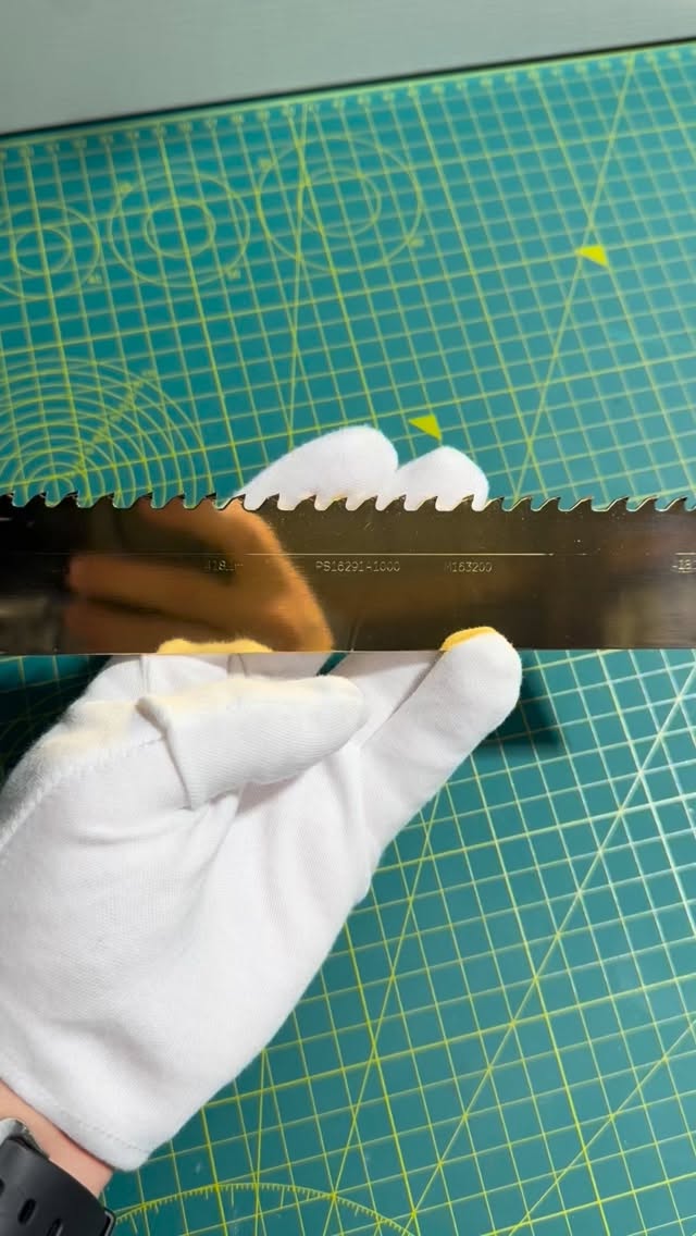 ⭐️Not your everyday item that you plate in 24carat gold. This was very tricky item to plate.⭐️ #gold #instamood #trendingnow #jewelry #goldenedge