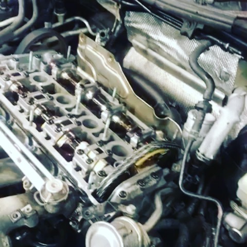 Priming oil with the valve cover off after head replacement. @revtechperformance_va #audilove #audigram #audination #audi4life #audi #audiclub #audiperformance #quattro #audisociety #audi_official #audidc #audizine #audisquad #audiscene #acnapcc #vag_official #audir #audi_regram #audi_obsession #audicarsclub #audicarsworld #quattroculture #audilifestyle #audithrilling #audisq #sline #AudiTT