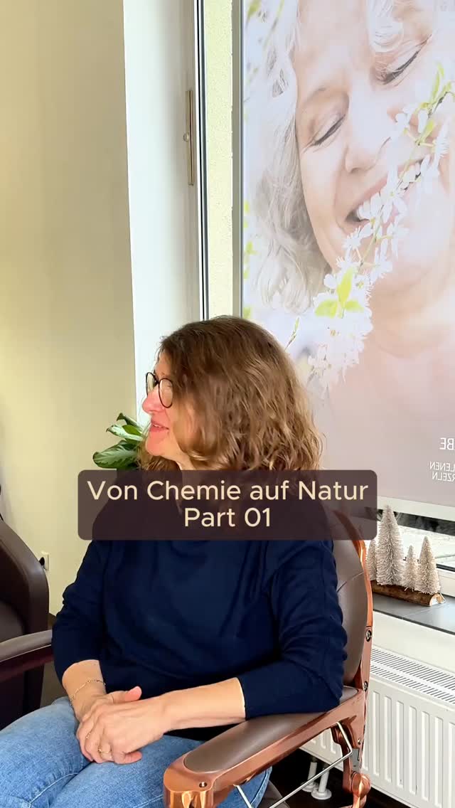 Teil 01 | Paket 3 - Von Chemie auf Natur✨
Für einen Termin nutze bitte unsere Formulare für die Terminanfrage auf lockenelite.at 😊
#naturfriseur #lockenelite #lockenfriseur #vegan #locken #wien