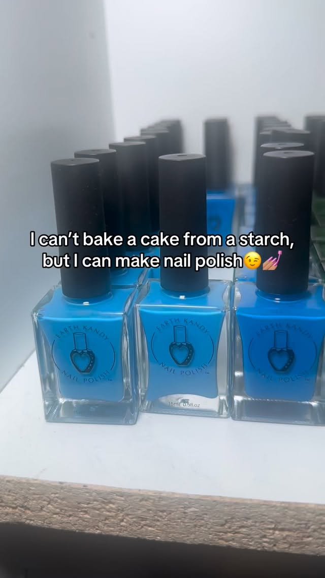 & that’s sort of like the same thing. 💅🏽 #handmadewithlove❤️ #nailpolishenthusiast #thingstodoinphilly