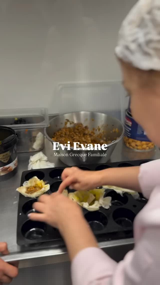 🇬🇷 Depuis 20 ans, le meilleur de la cuisine grecque, 100% maison 100% bon.
Le restaurant:
📍10, rue Guisarde 75006
Les traiteurs:
📍7, rue de Bretagne 75003
📍20, rue Saint Placide 75006
📍49, rue Condorcet 75009
📍90, rue du Commerce 75015
📍59, rue du Général Leclerc 94270