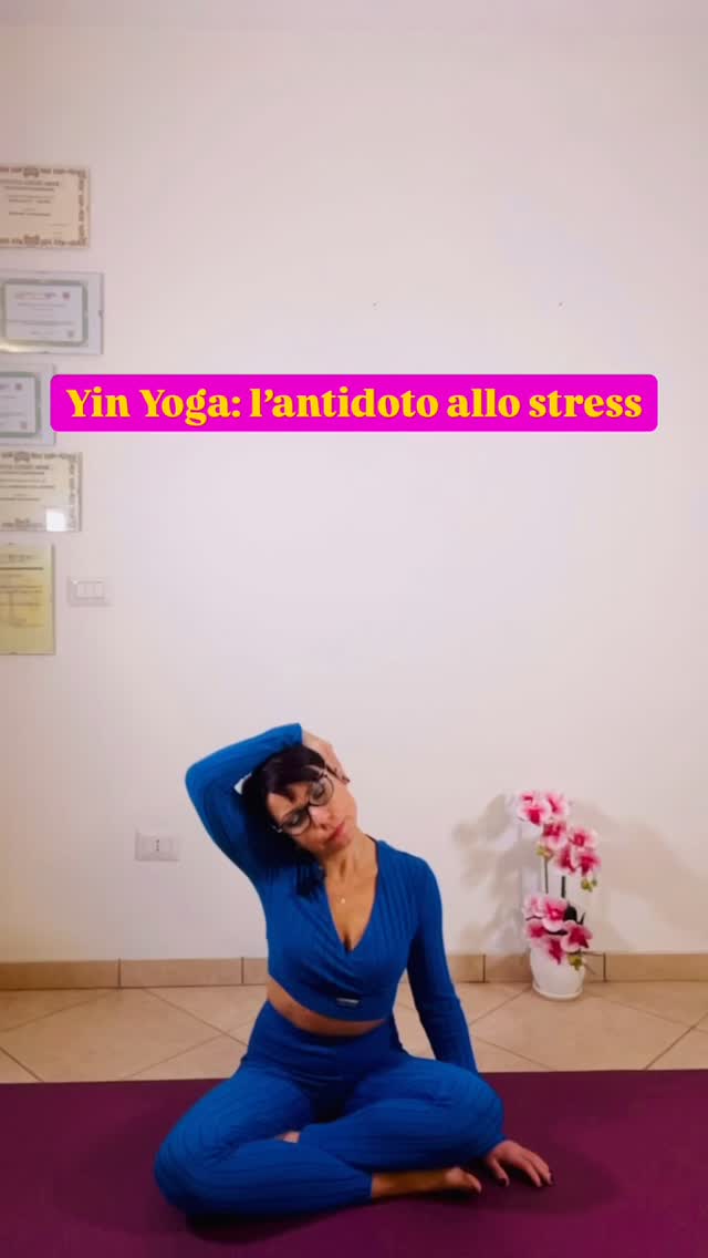 🌸 Lascia andare. Rallenta. Respira.
In questo breve esercizio di Yin Yoga ti accompagno in un momento di ascolto e morbidezza profonda. 🌙
Un invito a fermarti e lasciare che il corpo si rilassi, senza sforzo.
✨ Scopri il mio corso completo di Yin Yoga online: lezioni dolci e rigeneranti, disponibili quando vuoi.
👉 Link in bio
#YinYoga #YogaLento #Mindfulness #Relax #YogaPerTutti