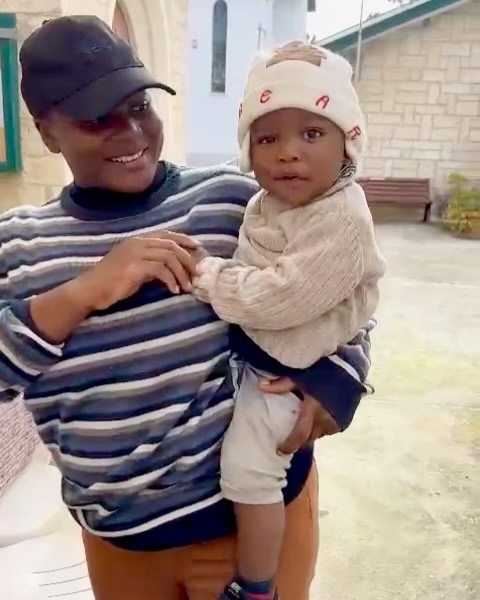 “A man sees in the world what he carries in his heart” (Goethe)
Over 30,000 refugees come to Cyprus each year, looking for a better life and hope to give a future for their children. Unfortunately, our island is not equipped to welcome them all and many of them, after living in camps, live in danger of not meeting their basic needs. The struggle to find affordable housing, food and clothing is a new reality for Limassol and we can all make a difference.
This weekend, the @csi_cy hosted an event to bridge cultures and societal differences under a simple concept of gathering people and cooking together. Three personal chefs (including myself) held space for 40 refugees and volunteers to learn and taste new cuisines of the world. We hoped that this gesture made them feel heard and recognized that they too belong to the fabric of our society. We partnered with an organization that donates food and basic needs to the poor in Limassol.
.
Please consider donating food, clothing, money to @agapi_limassol_cyprus