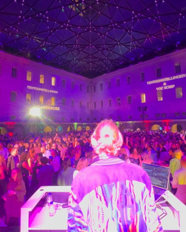 Some more footage of Museumnacht 2022. More of these in 2023 please 😊
@museumnacht.amsterdam @hetscheepvaartmuseum