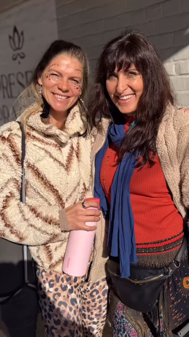 This is how I celebrate my birthday.
Movement. Music. Presence. Besties. Community.
Thank you @dirtytexans @daybreaker.atx
Grateful to celebrate with you @vilifitlife
This is nervous system regulation.
This is intuition in motion.
This is the body remembering joy.
BEAM isn’t something I teach.
It’s something I live.
#somatichealing #beamwithbrookelin #danceishealing #danceforlife #movementismedicine