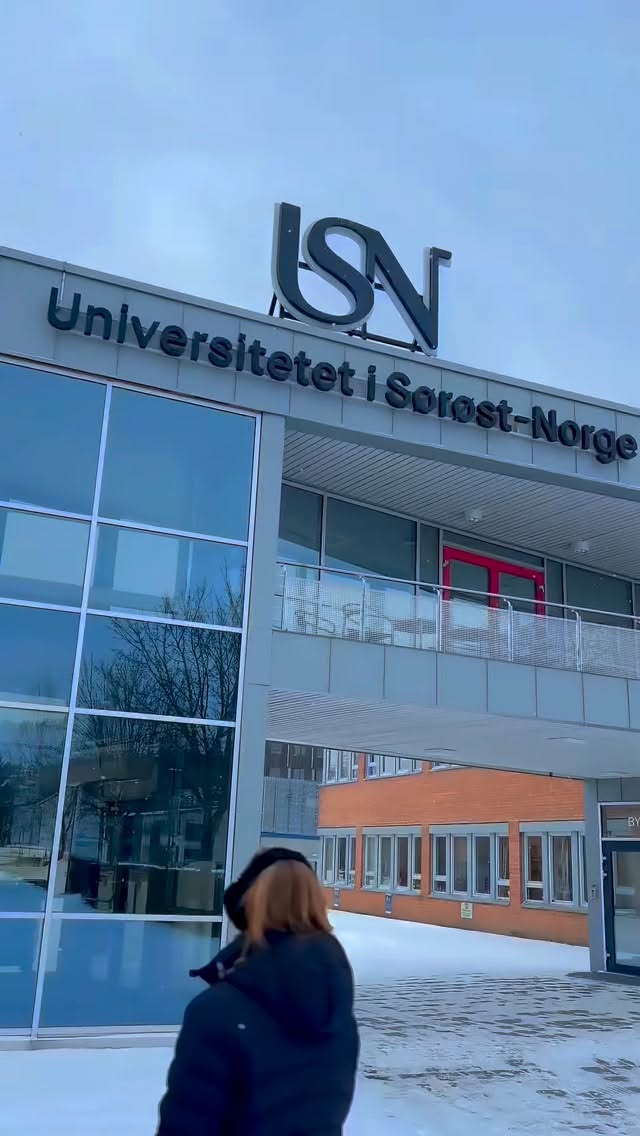 Karrieredagen 2026✨
Bli med på årets største møteplass for studenter og bedrifter!
Mingling, muligheter og nettverk - ses vi?🌟
#usnporsgrunn #sumingenium #usn #campusporsgrunn #ingeniørstudent