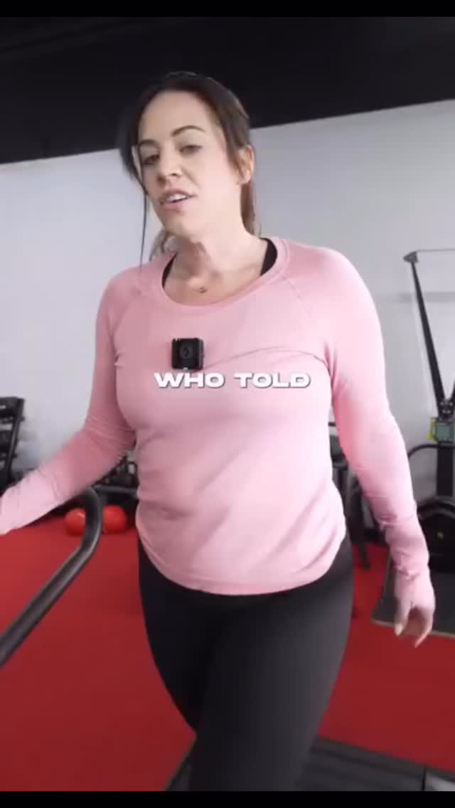 Feeling exhausted, weak, inflamed, and disconnected from your body isn’t normal.
It’s a sign your body needs support, not punishment.
In February, we’re focusing on:
• building strength
• simple, realistic meal prep
• nutrition that supports energy and hormones
• consistency that fits real life
This isn’t about doing more.
It’s about doing what actually works, so you feel strong, capable, and back in control of your body and choices.
If you’re 40+ and ready to stop accepting “this is just how it is,” come join me in February.
Comment FEB or send me a message
