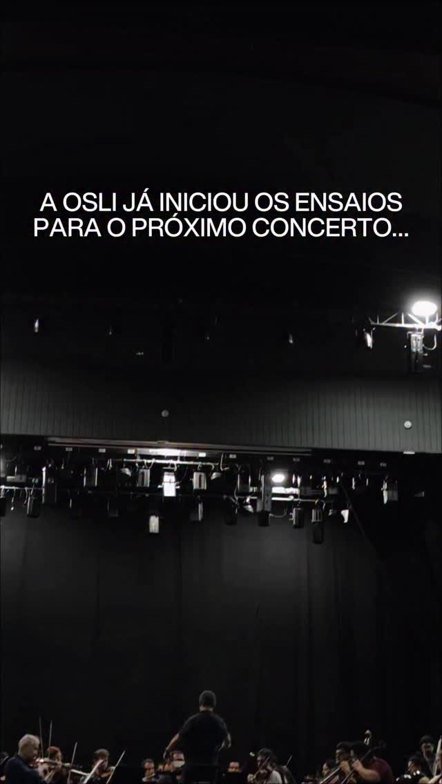 Um pedacinho do nosso ensaio para o Concerto de Lançamento da Temporada “Brasilidades”.
O programa passeia por diferentes paisagens sonoras do Brasil, de Carlos Gomes a Tom Jobim, reunindo obras que traduzem nossa diversidade, nossos ritmos e nossas histórias.
🗓️ 26/02, às 20h30
📍 Teatro Vitória
Mais informações em breve 🎶
#OSLI2026