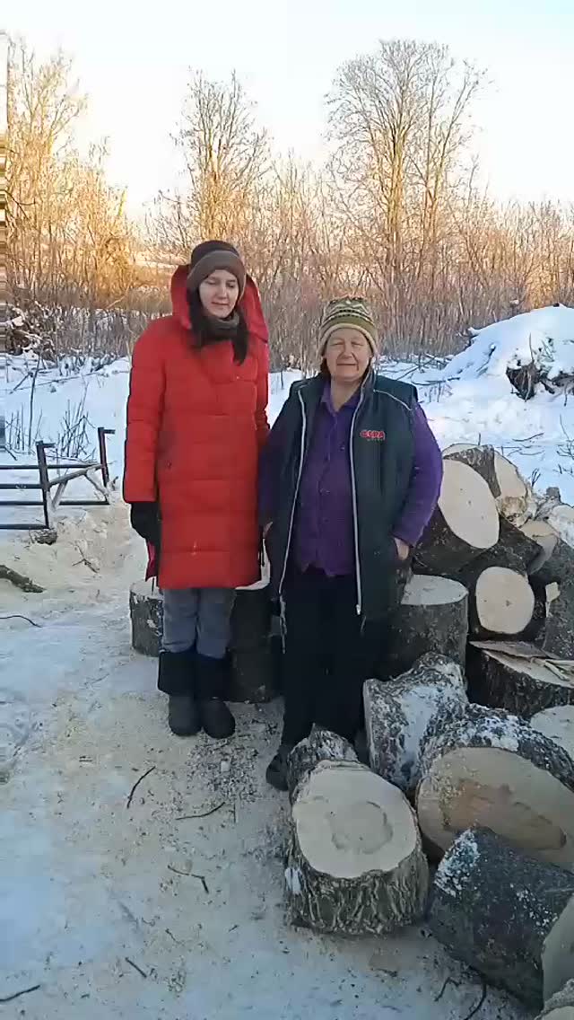 🔥 Warm hearts, warm homes! 🌍✨ THIS VIDEO JUST RECEIVED
A heartfelt thank you to everyone who has generously donated firewood to keep our family warm here in Ukraine. Your compassion shines through, reminding us that we are never alone in this fight against poverty.
Join our mission to make a difference. How will you help today? 🕊️