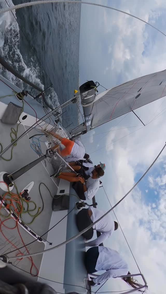 01-03 Kasım 2025 tarihleri arasında #istanbul ‘da gerçekleştirilen @sportsboatturkiye Türkiye Şampiyonası.
The Team:
@onuralpaslan
@tugyanbuse
@wind_thief
@asenaakocogluu
@aboynamedcharliebrown_
@yelizracakir
@ycakirs
@coratography
@sailhub.ai
@sailing.times