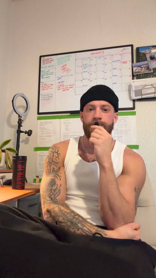 It’s not about being perfect. It’s about moving in the right direction CONSISTENTLY. Give yourself some grace and shed what doesn’t work.
.
.
.
.
#lifestyle #mensmentalhealthawareness #modernmasculinity #higherupwellnesschallenge