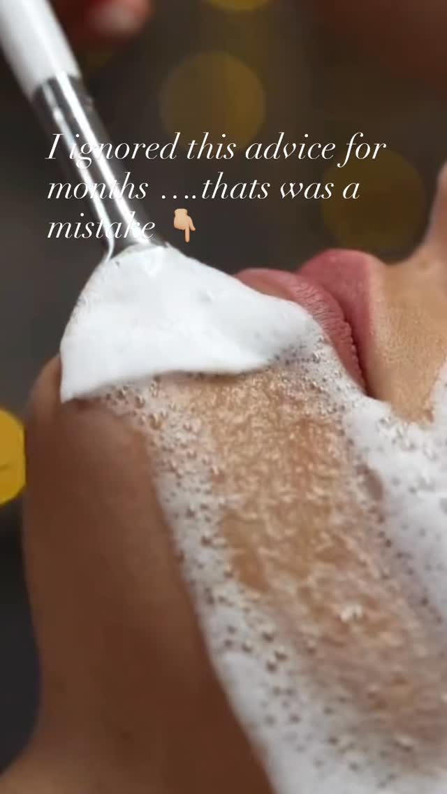 Before I really understood how important the quality, delivery system and makeup of a product with skin ingredients I did what a lot of you are doing….. I spent £££££ on brands which were thrusted in my face and known. They felt safe but fast forward to knowing what I now know as a skin specialists I MESSED UP 🫣
I spent money on products which quite simply did not perform like the glossy label described.
My pigmentation wasn’t shifting because the shelf product didn’t have certain delivery systems meaning products were just sat on top of my skin, not penetrating to actively reeducate and renew .
Molecules have to be a certain size to be able to penetrate the skin and you need purity not 0.5 % of an active ingredient and the rest some crap filler to bulk out the bottle !
I started in noon just over a year ago…. I know it works because when I ask what their skin goals are they point at me and say” your skin , it glows, it’s smooth, luminous, fresh and clear”
Not bad for a few weeks off of 45!!
So let me help you get the right ingredients in place and with consistency and time you will see why Noon aesthetics have earn’t their place within the global recognition of their products
DM to book your skin discovery appointment. Let’s explore , reset, rewire and renew your skin
#leightonbuzzard #leightonbuzzardfacials #leightonbuzzardskinclinic #noonaestheticsuk #miltonkeynesmums