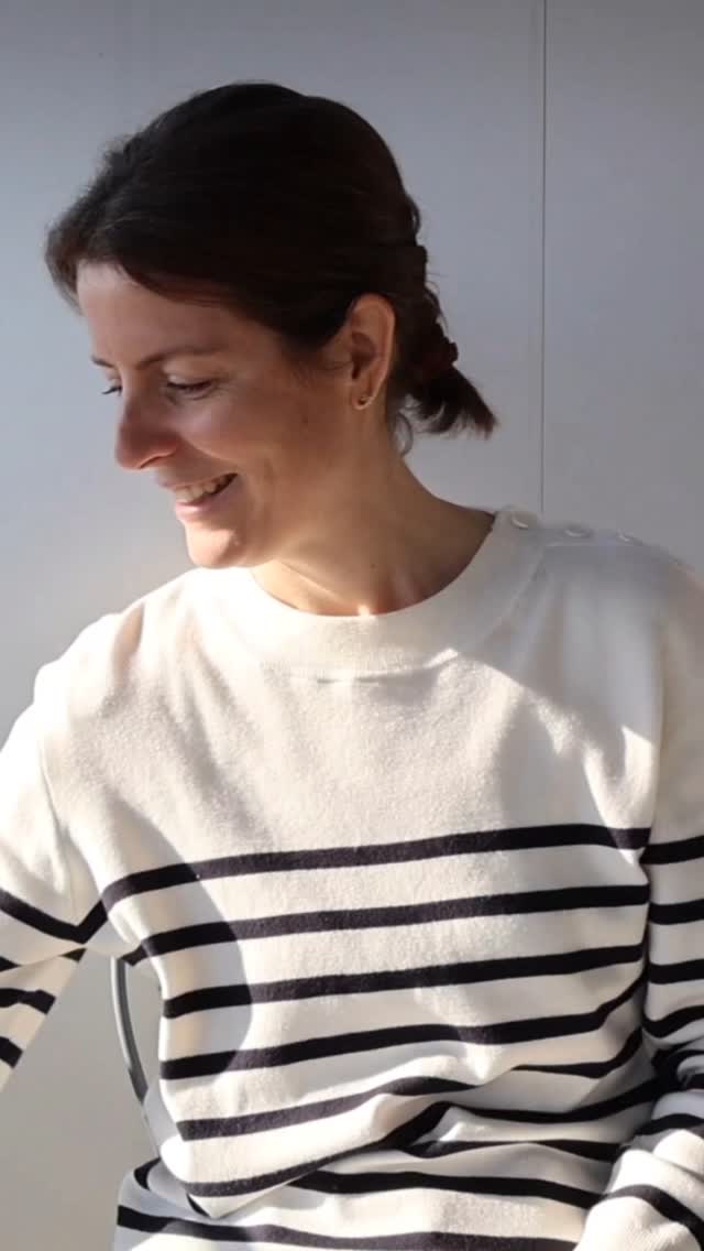 Quels aliments manger avec de l'huile d'olive en février ? ☀️
L'huile d'olive se récolte en hiver et est donc parfaite pour amener du soleil dans vos plats en ce deuxième mois de l'année !
Vu mon sourire, vous avez tous deviné que je l'adore avec de la courge et des carottes 🥕😁
Et il vous plaît ce format de reel ? Ça vous donne envie de croquer dans ... 👇 vos commentaires !
Bisous ensoleillés 😘
PS : la liste entière des fruits et légumes de saison est disponible sur mon blog
#loretta1888 #fevrier #february #mangerdesaison #fruit