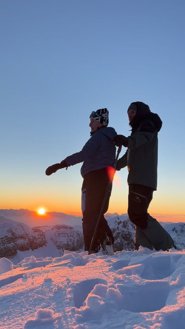 golden hour ✨
#skitouring #mountainlove #sundowner