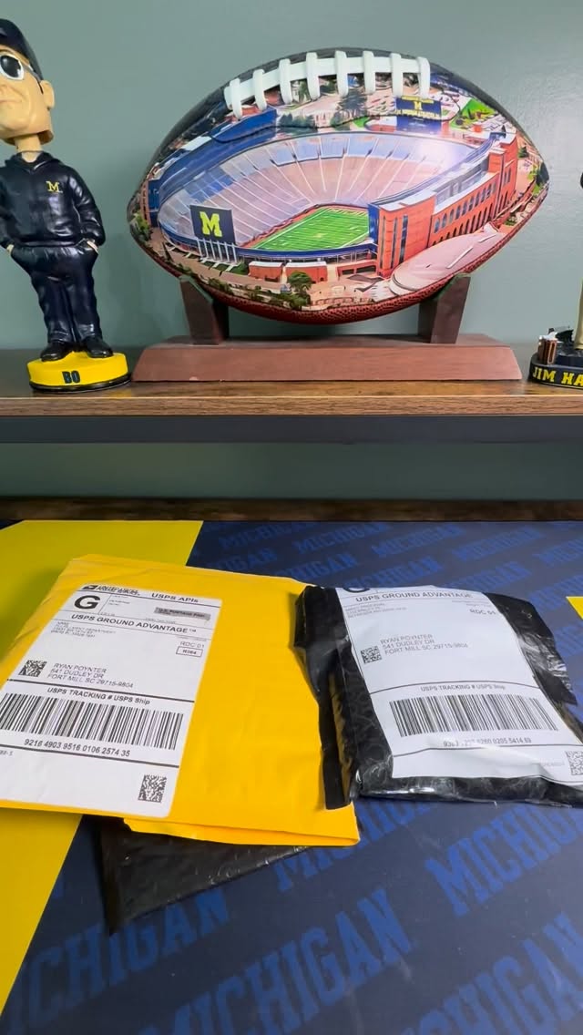 Opening our newest delivery of cards. #donrussdowntown finally added to the inventory. #psa10 #toppschrome #donrussoptic #sportscards