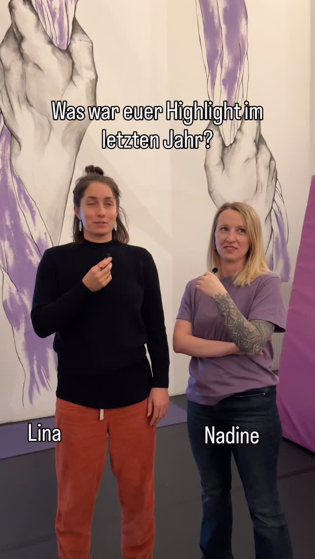 Auch unsere Office Masterminds @nadine.no.gravity & @movinglina haben über ihre Highlights aus dem letzten Jahr & über ihre Wünsche für 2026 nachgedacht🙈
An der Stelle ein riesen Dankeschön an die beiden, dass sie Aerial Silk Vienna zu dem machen, was es ist und ganz viel Energie, Zeit & Herz in alles hineinstecken, was sie für die Community machen💜