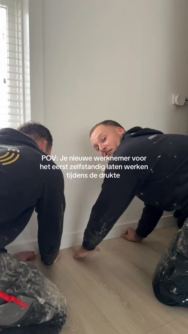 Welkom bij het team! Zelfde kwaliteit, extra power en wij groeien ondertussen lekker door ππͺ #prorandafwerking #plinten #vakwerk #sierlijsten #team