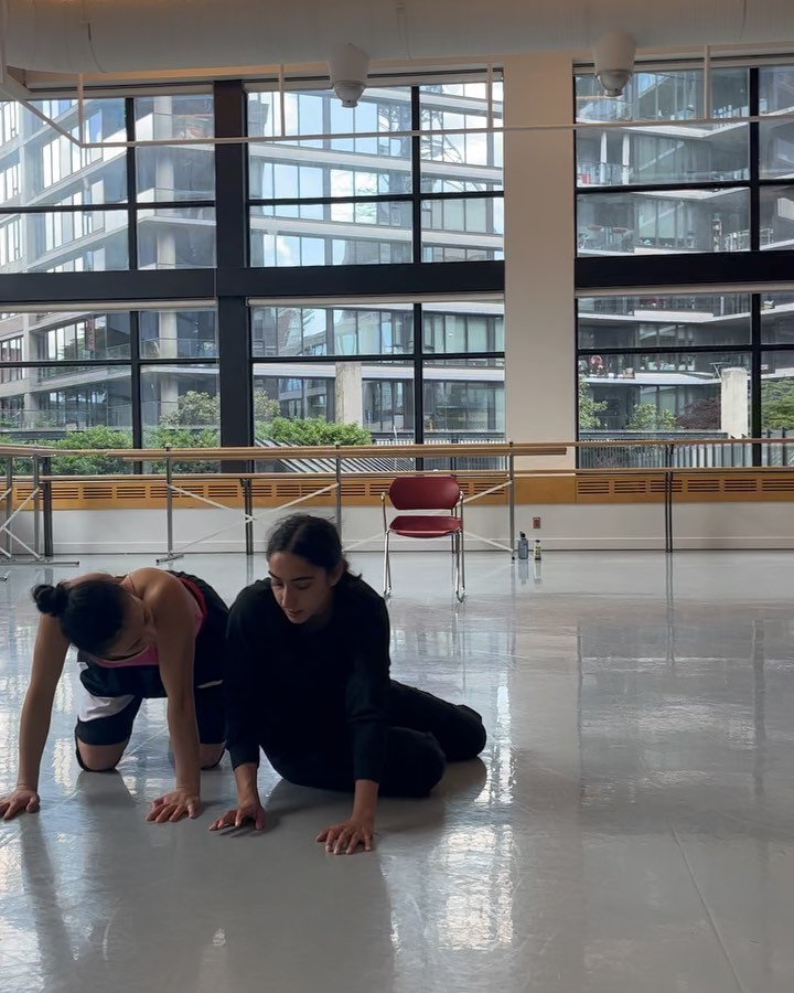 The first draft of ‘Gravity in Your Eyes’ comes to a close for now. My heart is full and ready for more. This room, wow. Thank you to everyone who witnessed the work, to such a beautiful cast, to my sister, to @dotebc, to @canada.council , to all of the moments and luck that brought us here together.
Big dream team: @sophiasaugstad
@eowynnenquist @sarah_hutton @nasiv @simziez @itssarahformosa @lainegillies @katrinateitz @cassidyhergott @stefannazarevich @a.ndielloyd